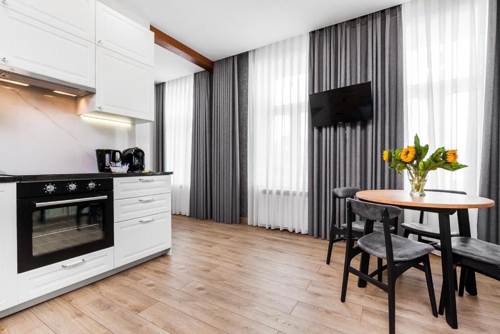 Elite Stare Apartment